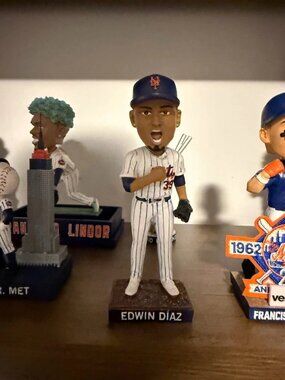 Edwin Díaz Bobblehead – New York Mets SGA 2025 ⚾️